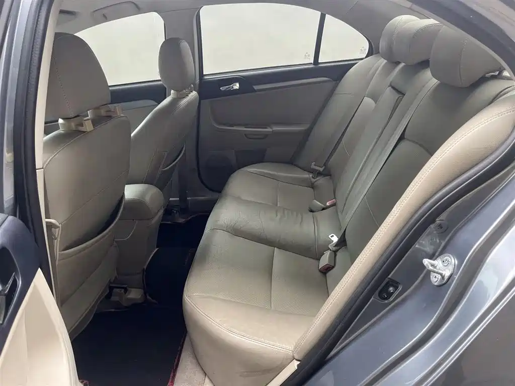 Lancer EX Fashion 1.8 L CVT Comfort