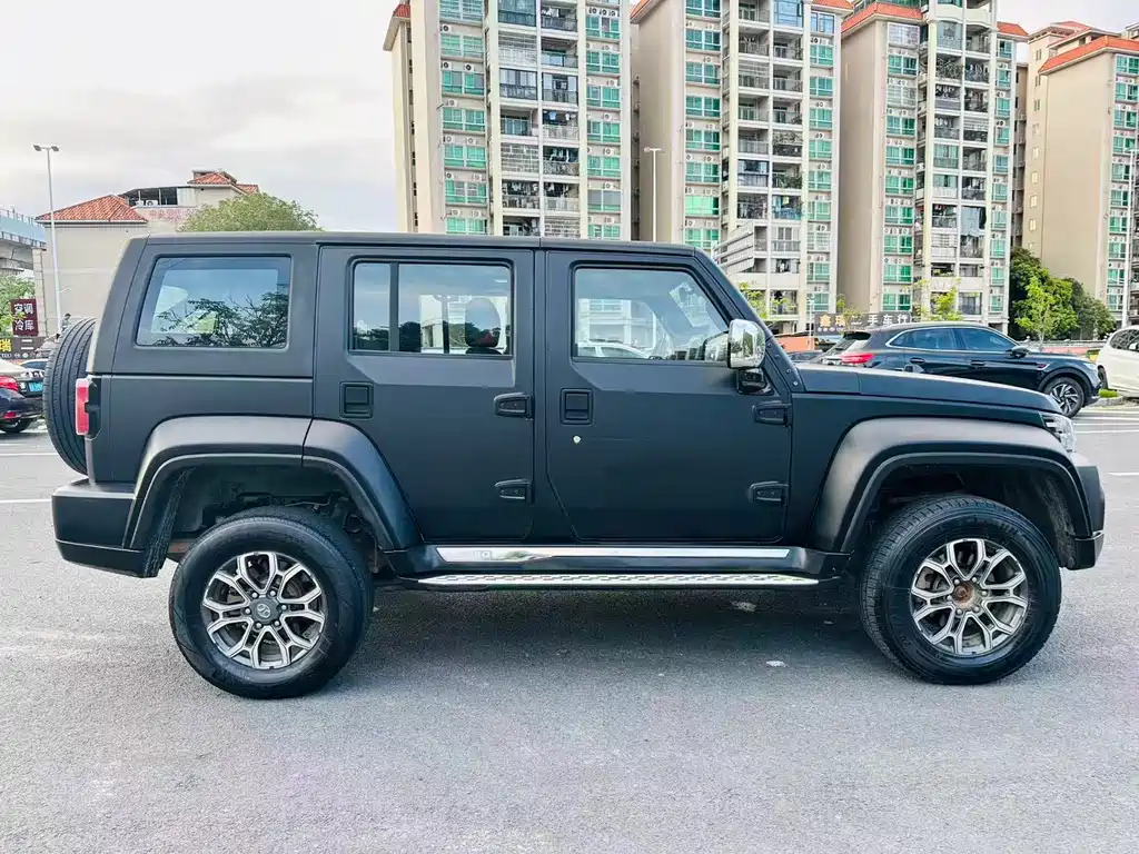 BAIC BJ40 PLUS 2.3 T Auto 4 WD Premium CN-VI