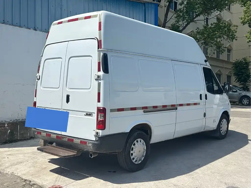 Transit Custom 2.8 T Commercial LWB High Roof 6-seat Rear Single Tire CN-VI JX493