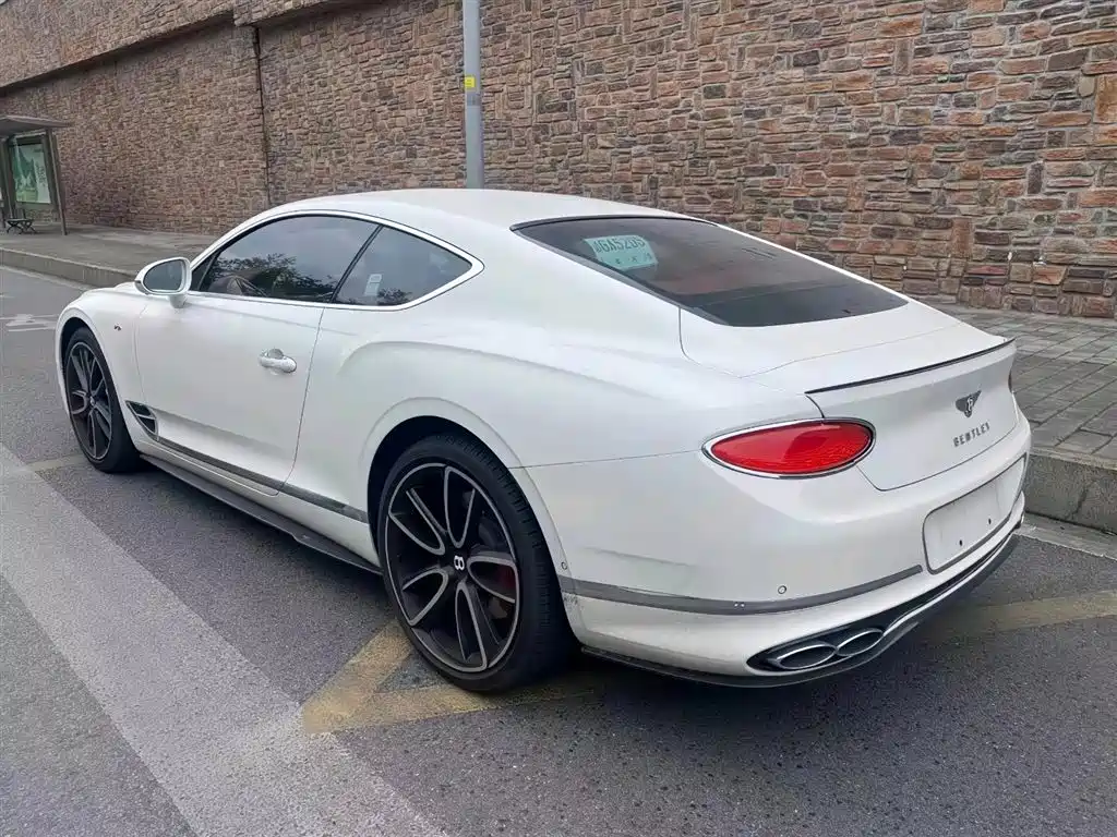 Continental GT 4.0 T GT V8