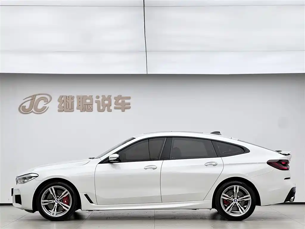 BMW 6 Series GT 630 i M Sport Package