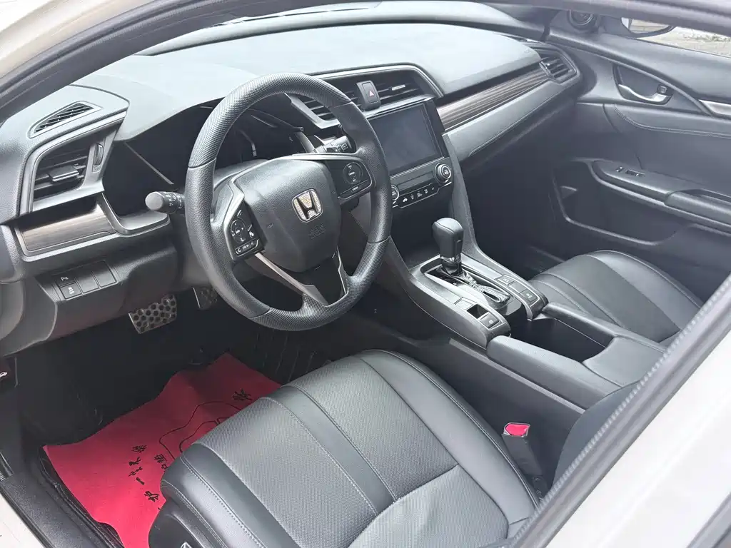 Civic HATCHBACK 220 TURBO CVT Trend Cool Control
