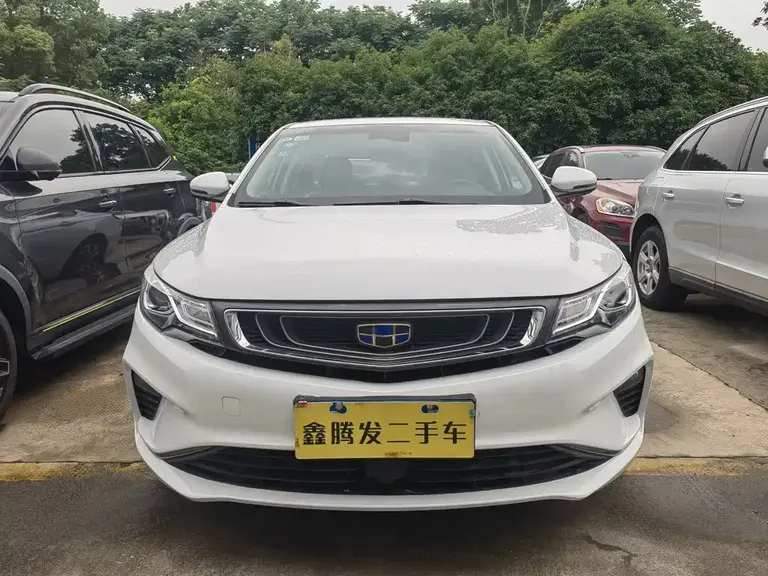 Geely Emgrand GL 1.4 T CVT Distinguished Smart Enjoyment