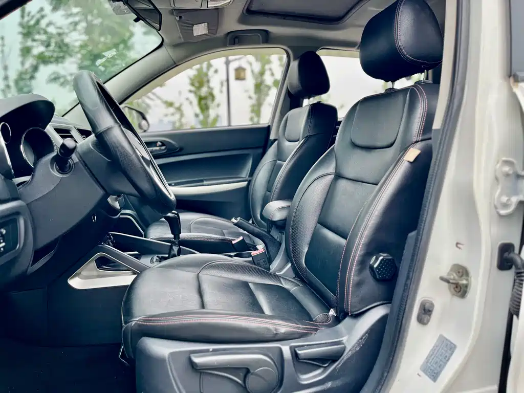 Changan CS35 1.6 L Manual Luxury CN-IV