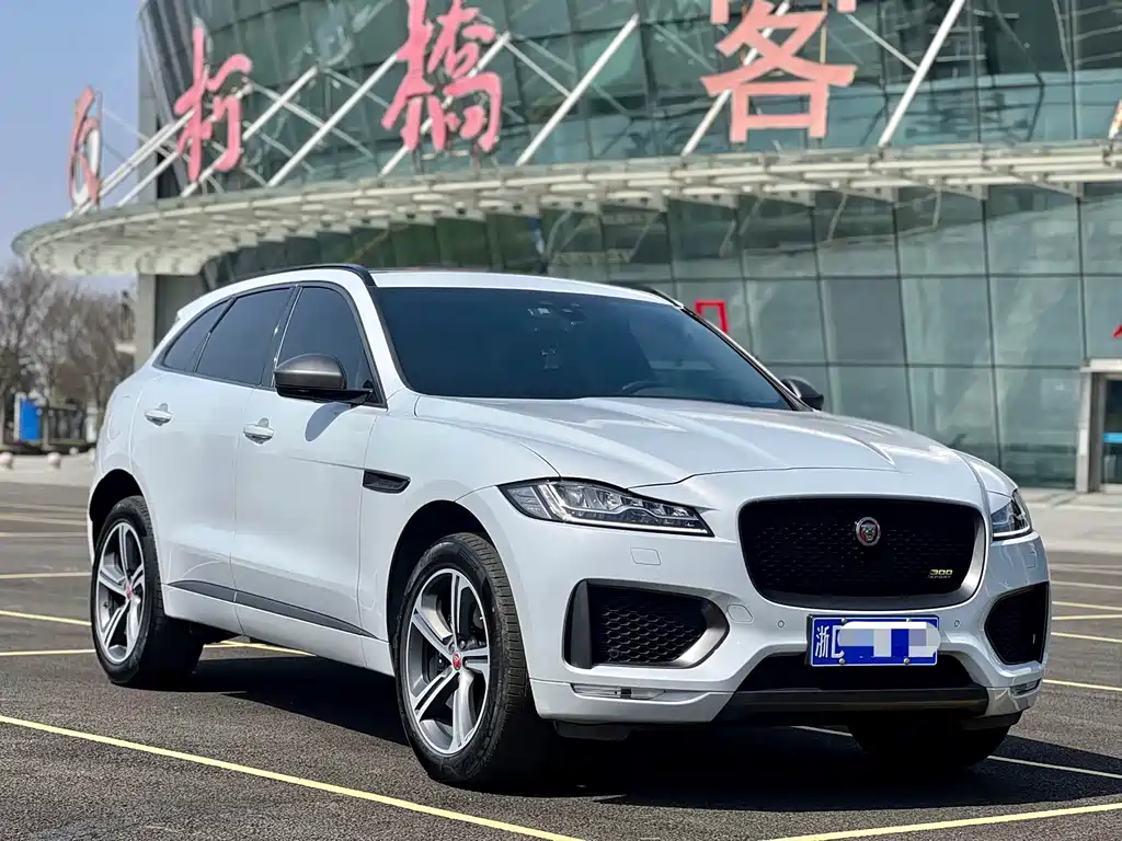 Jaguar F-PACE 300-Sport Sport