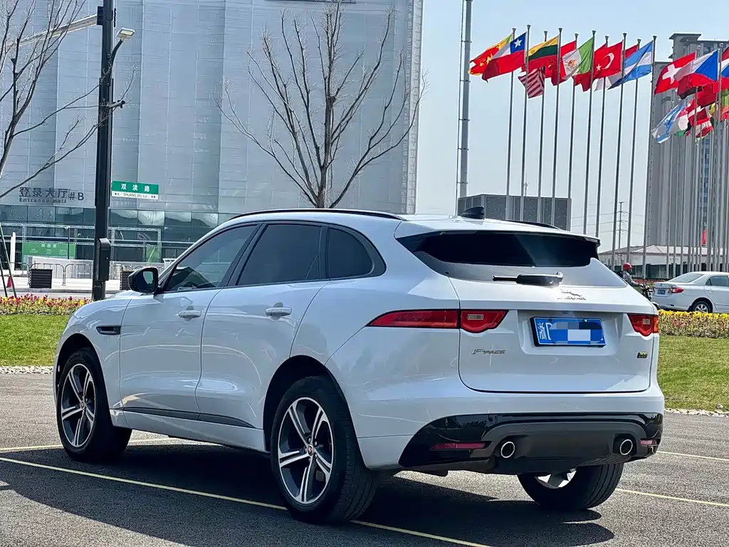 Jaguar F-PACE 300-Sport Sport