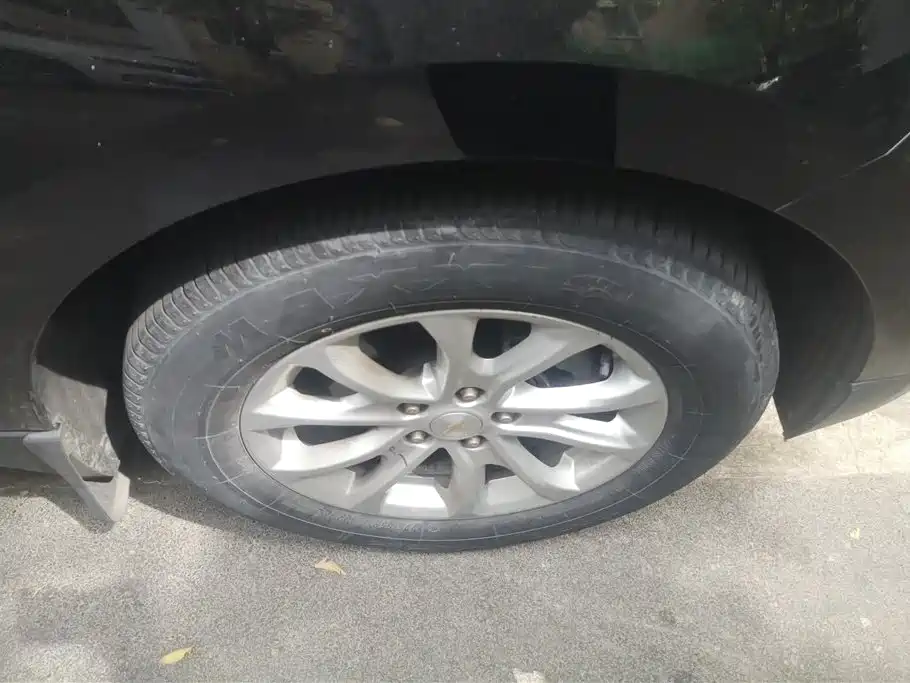Equinox 535 T Auto Speed World CN-VI