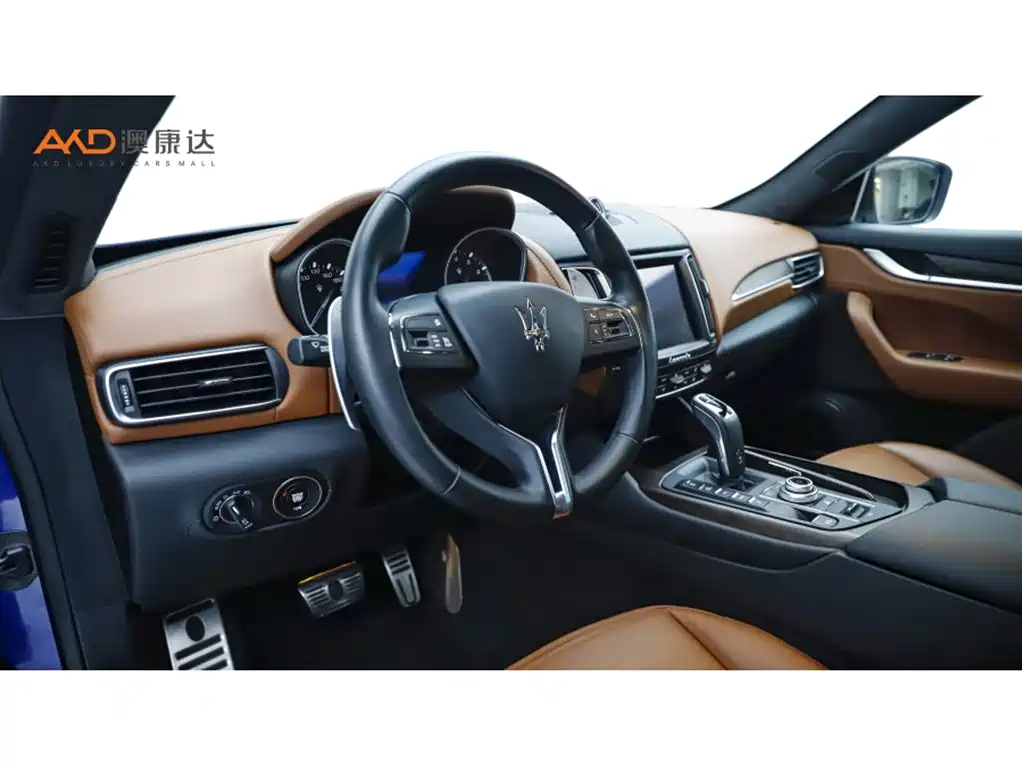 Levante 3.0 T Standard