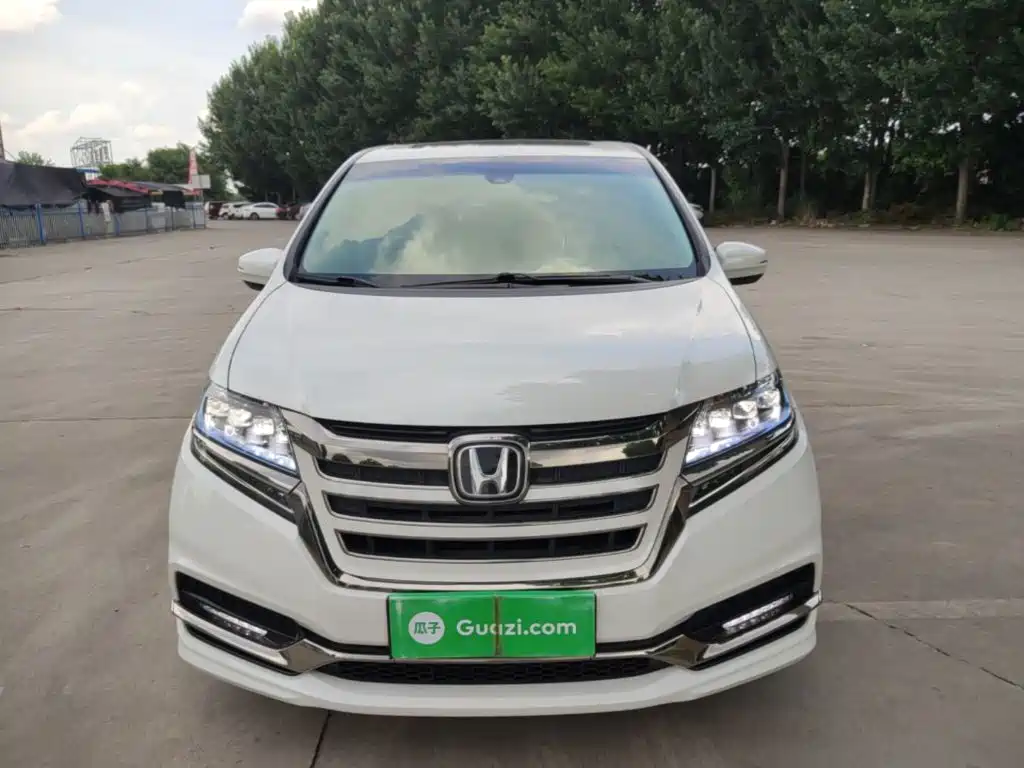 Elysion 2.0 L Hybrid Luxury