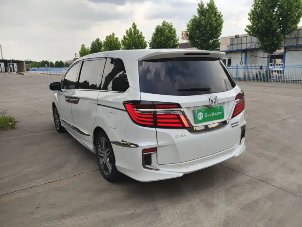 Elysion 2.0 L Hybrid Luxury