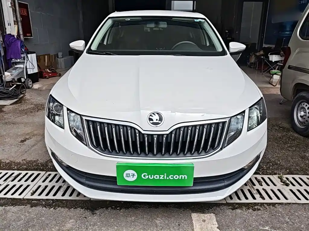Octavia 1.6 L Auto Comfort
