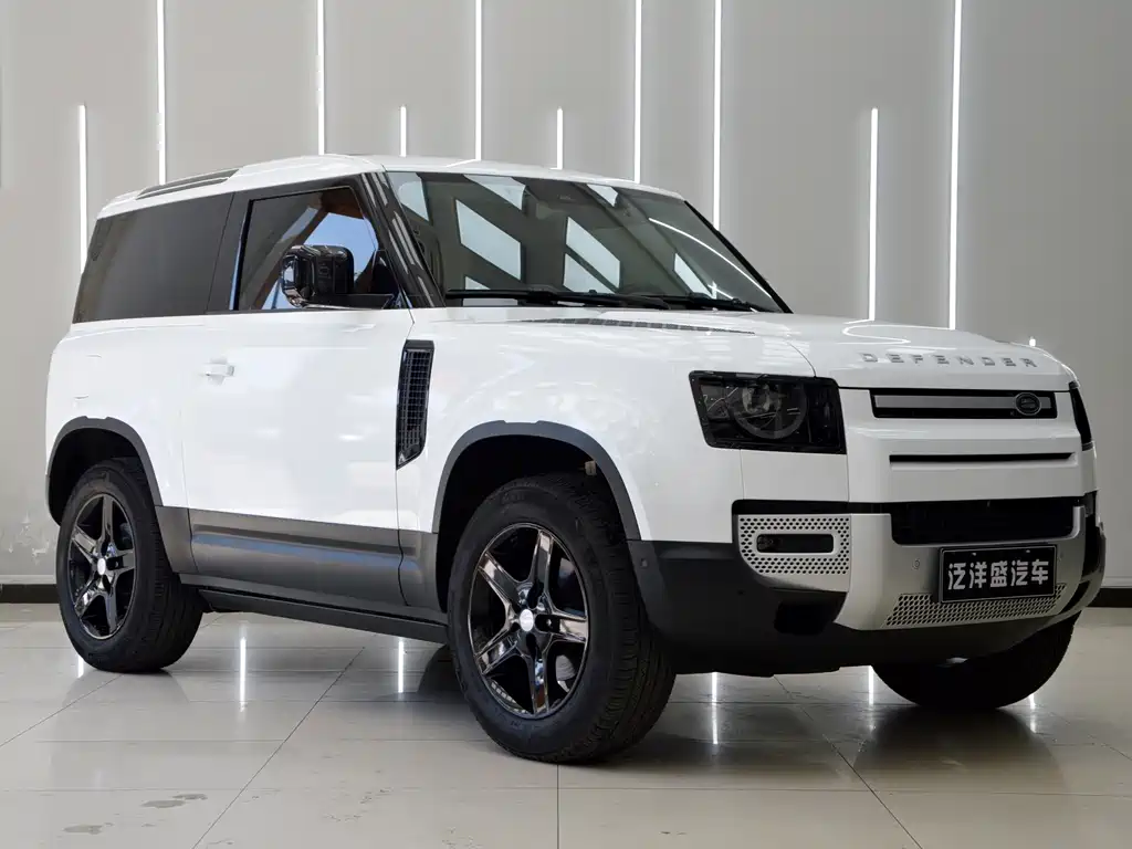 Land Rover Defender Facelift 90 2.0 T P300 SE