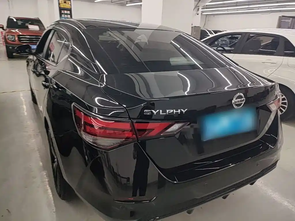 Sylphy 1.6 L XL CVT Joy