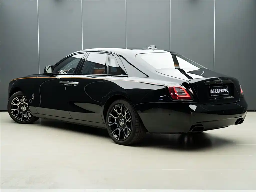 Ghost 6.7 T Black Badge