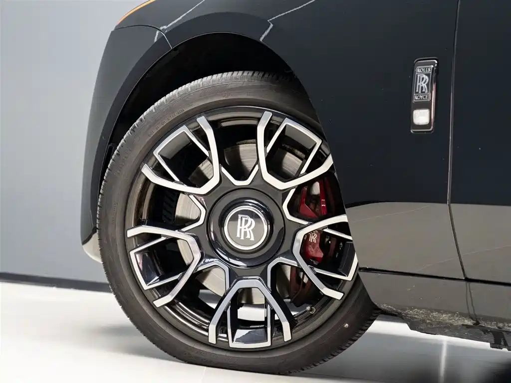 Ghost 6.7 T Black Badge