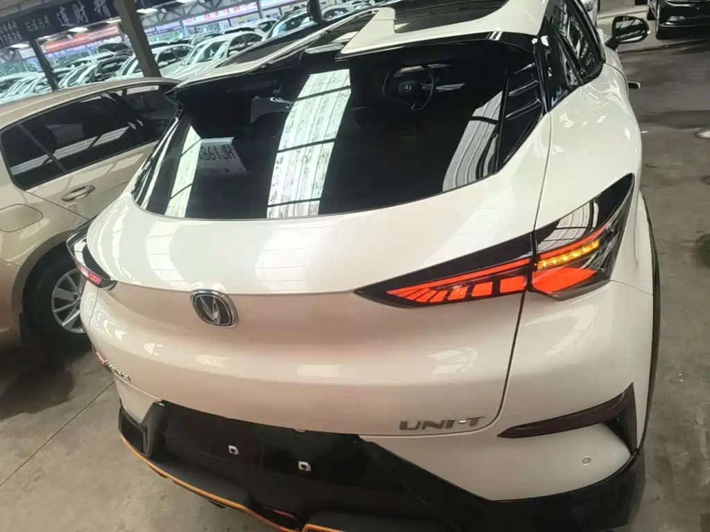 Changan UNI-T 1.5 T Distinguished