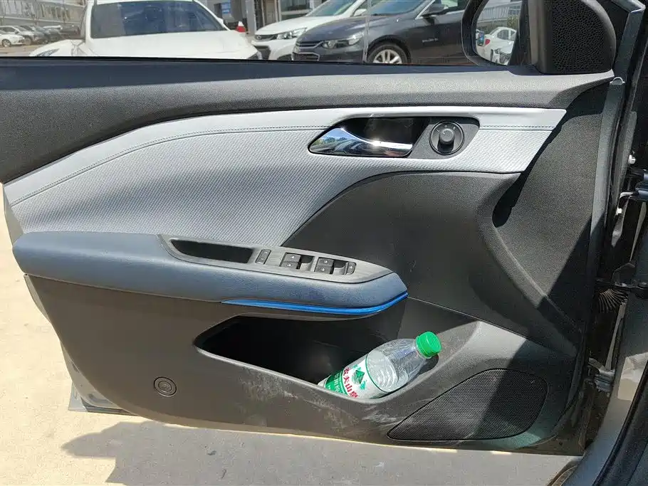 Monza 1.5 L DCT Joy