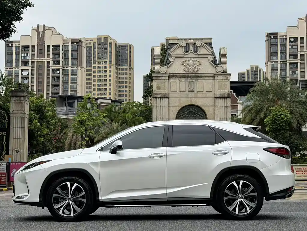 Lexus RX Facelift 300 4 WD Elegant