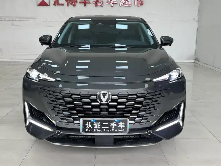 Changan UNI-K 2.0 T 2 WD Joy