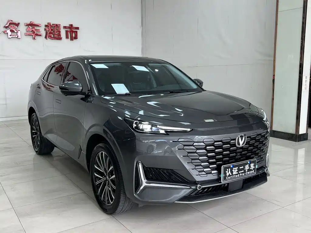Changan UNI-K 2.0 T 2 WD Joy
