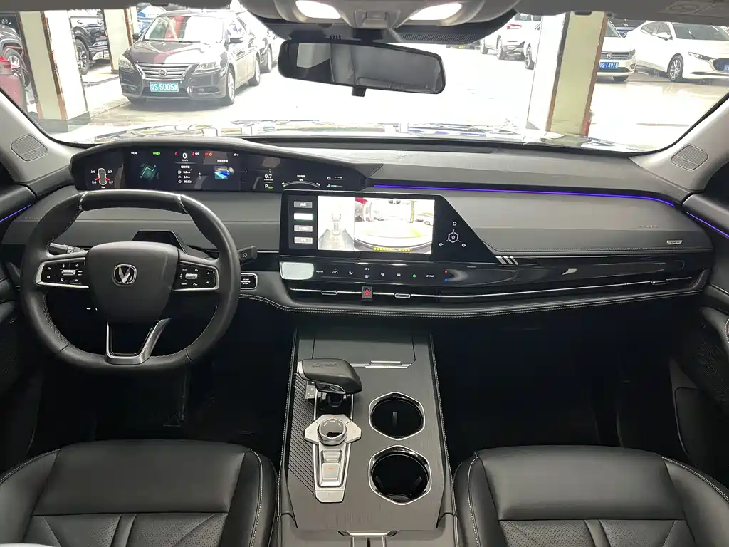 Changan UNI-K 2.0 T 2 WD Joy