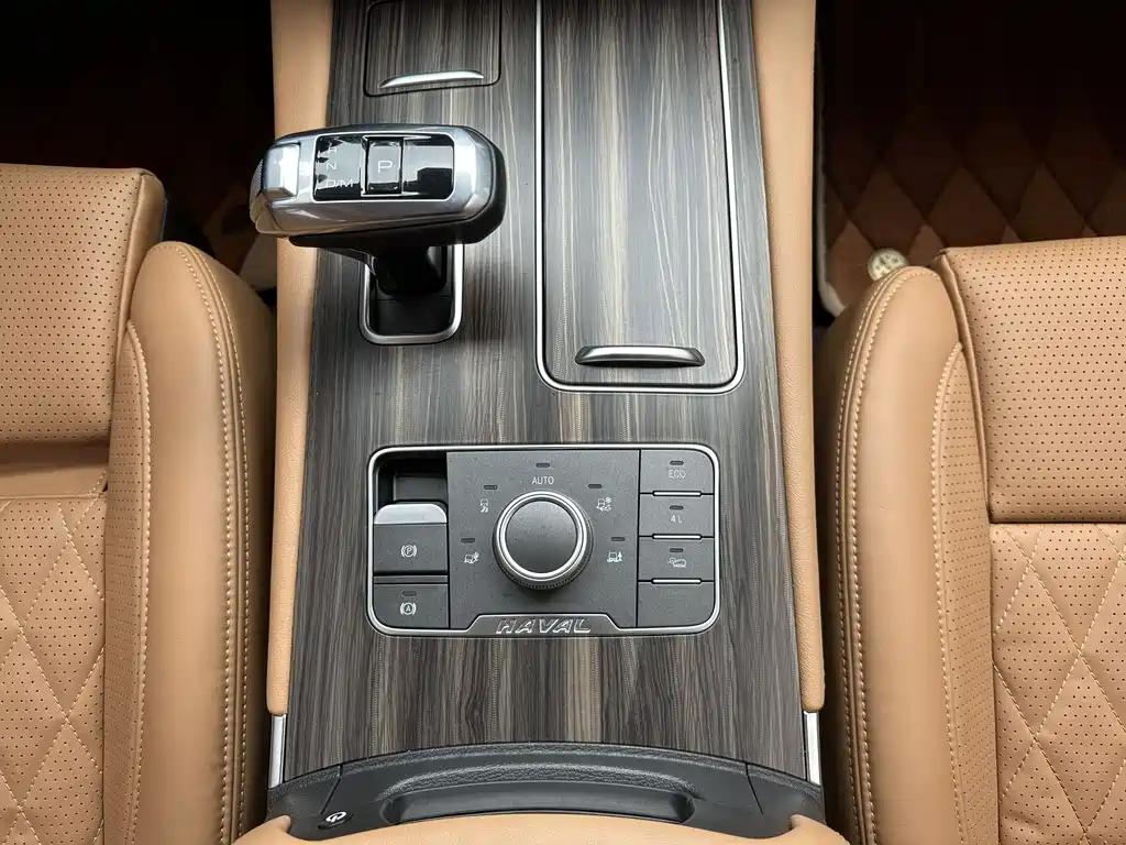 Haval H9 2.0 T Gasoline 4 WD Premium 5-seat