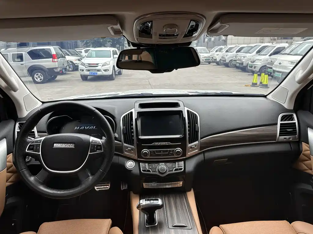 Haval H9 2.0 T Gasoline 4 WD Premium 5-seat