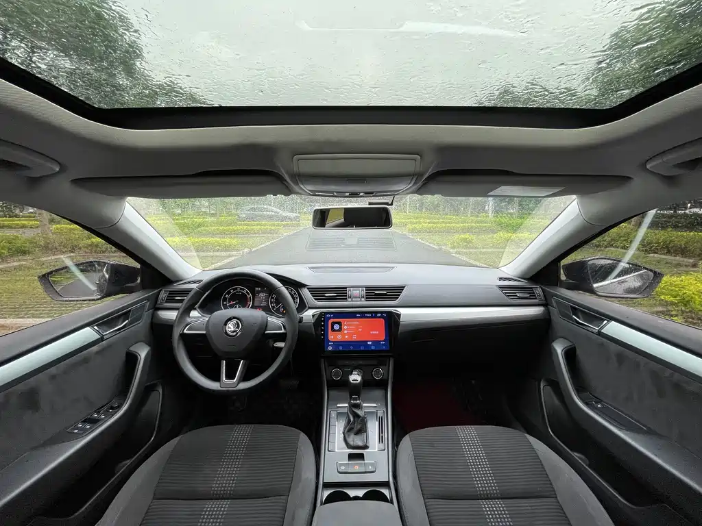 Superb TSI330 DSG Creation