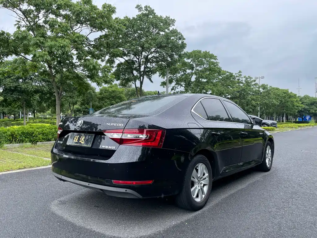 Superb TSI330 DSG Creation