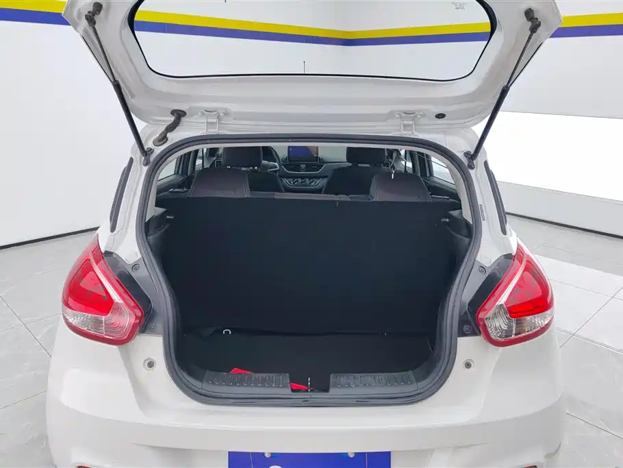 Baojun 310 1.2 L Manual Comfort