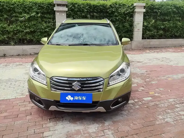 Suzuki S-Cross 1.6 L CVT 4 WD Distinguished