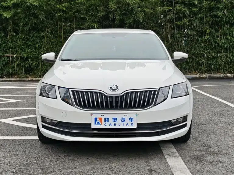 Skoda Octavia 1.6 L Auto Comfort