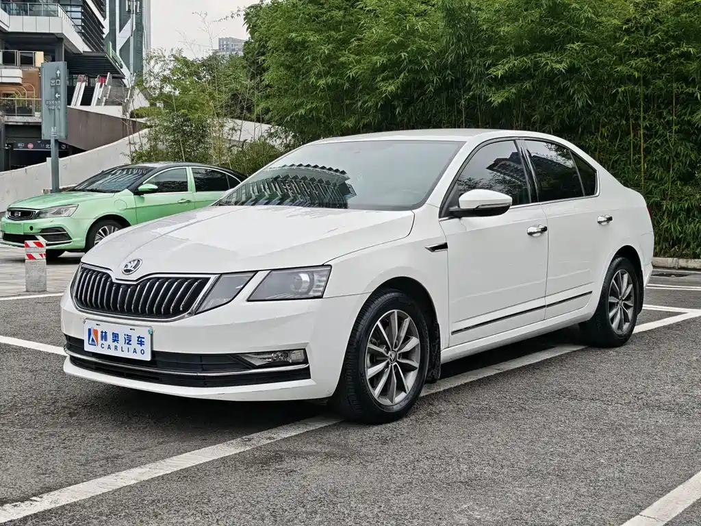 Octavia 1.6 L Auto Comfort