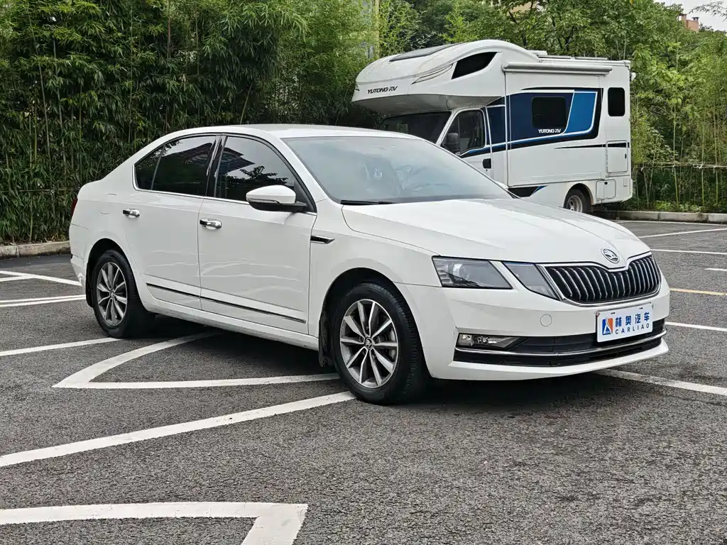 Octavia 1.6 L Auto Comfort