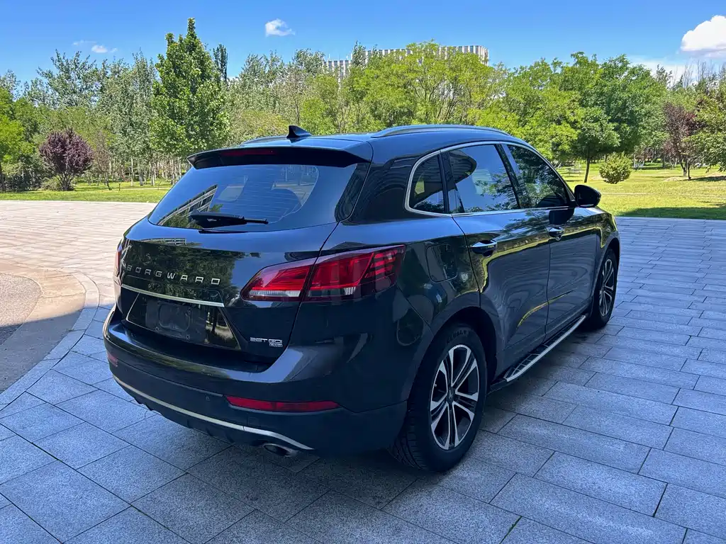 Borgward BX7 28 T 4 WD Flagship 5-seat