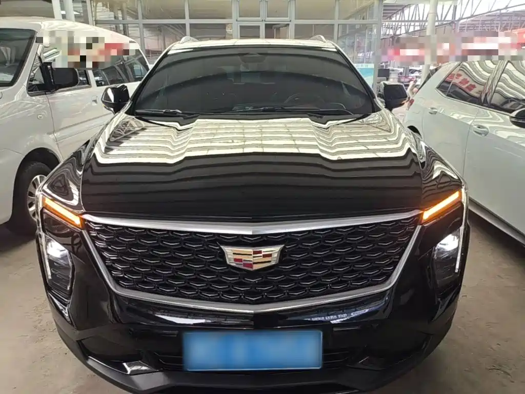 Cadillac XT4 28 T 2 WD Luxury