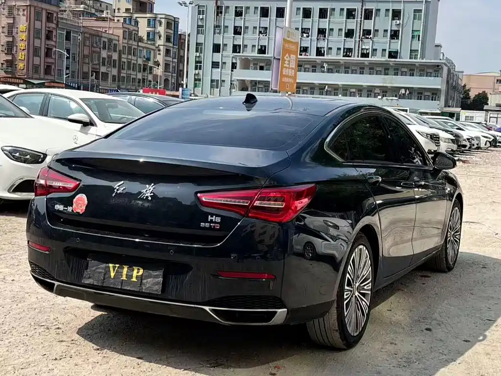 Hongqi H5 Classic Facelift 1.8 T Auto Connected Flagship Enjoyment