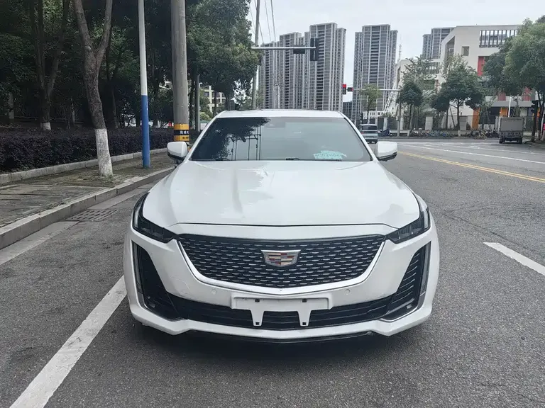 Cadillac CT4 28 T Luxury