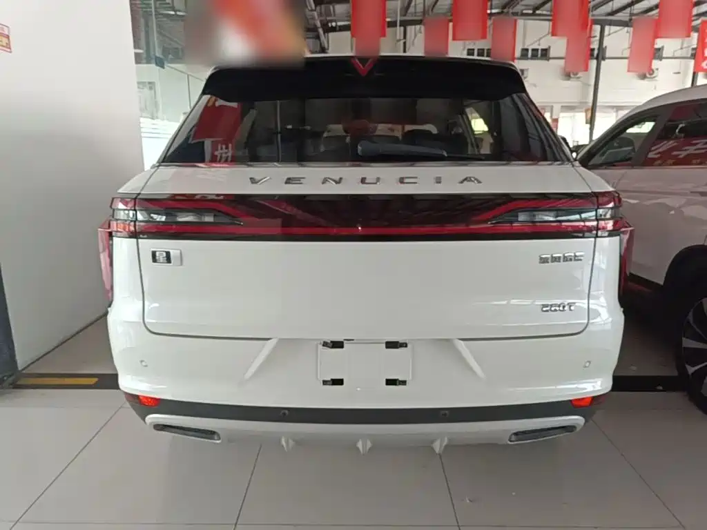 Venucia Star 260 T Auto 48 V Mild Hybrid Turbo Star Enjoyment