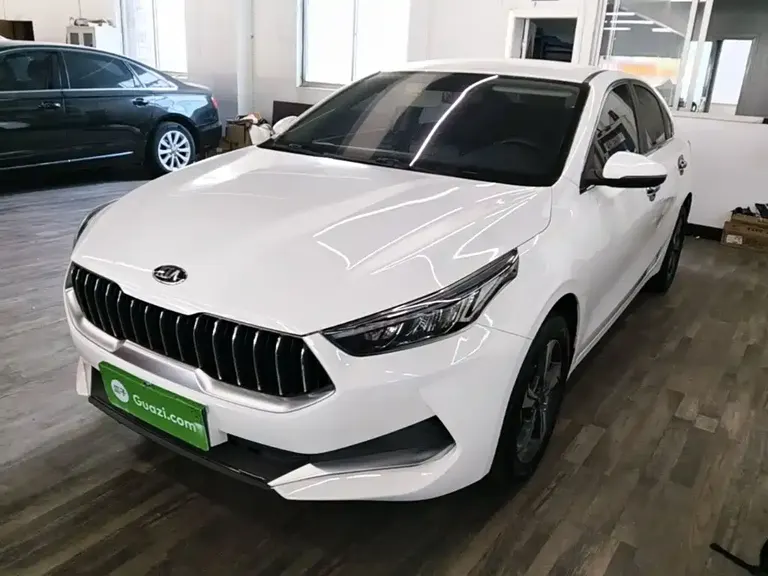 Kia K3 1.5 L CVT New Sharp