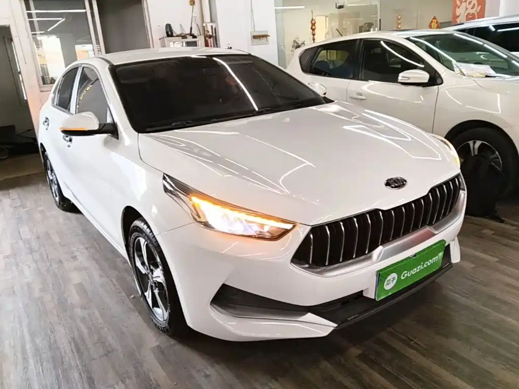 Kia K3 1.5 L CVT New Sharp