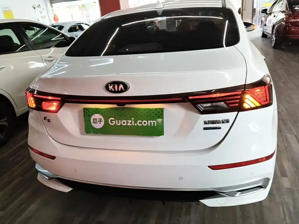 Kia K3 1.5 L CVT New Sharp