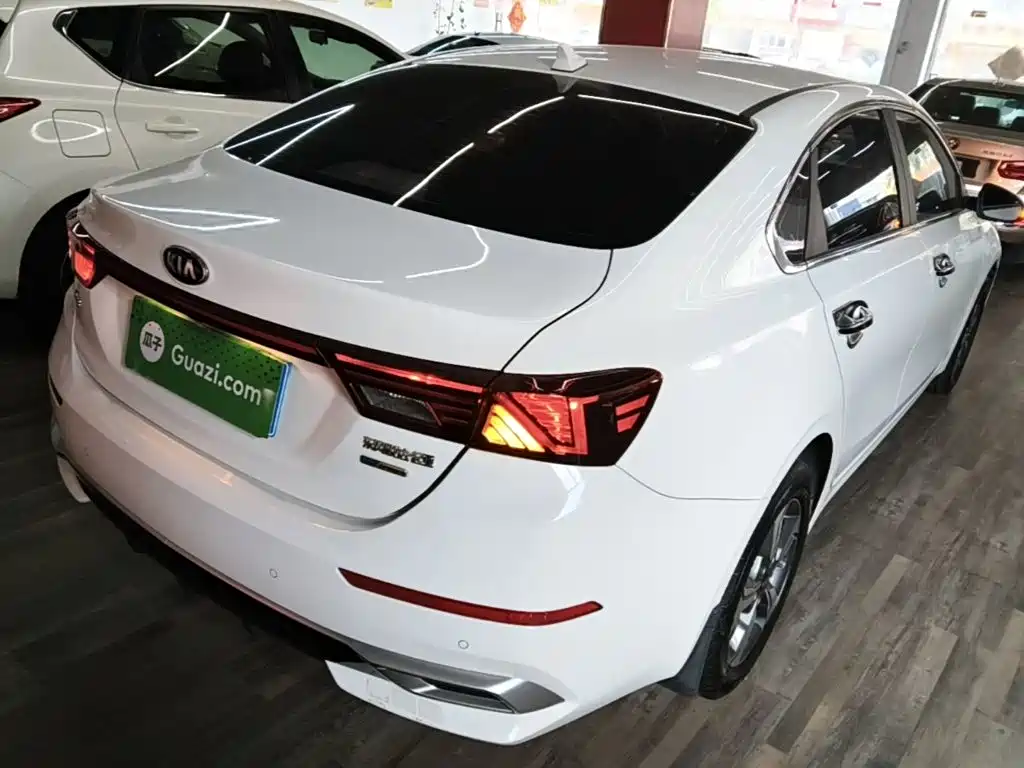 Kia K3 1.5 L CVT New Sharp