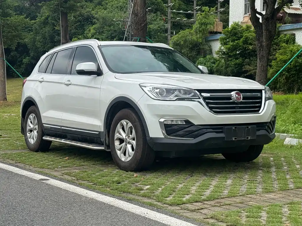 Hanteng X7 X7 S 1.5 T Auto Premium