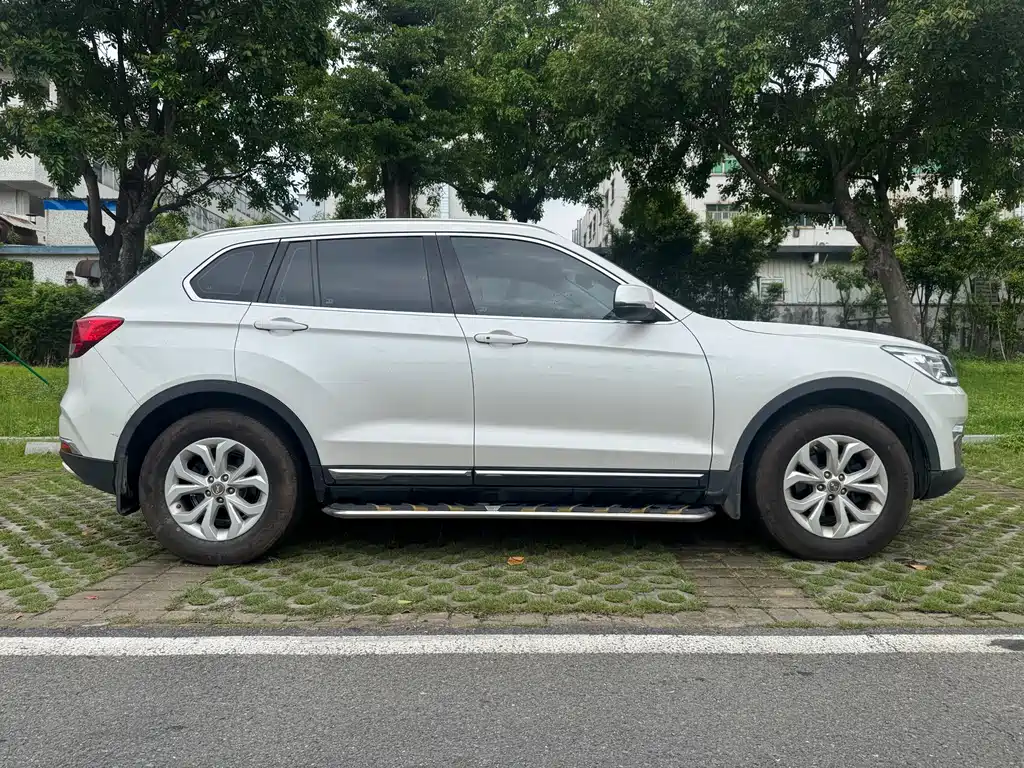 Hanteng X7 X7 S 1.5 T Auto Premium