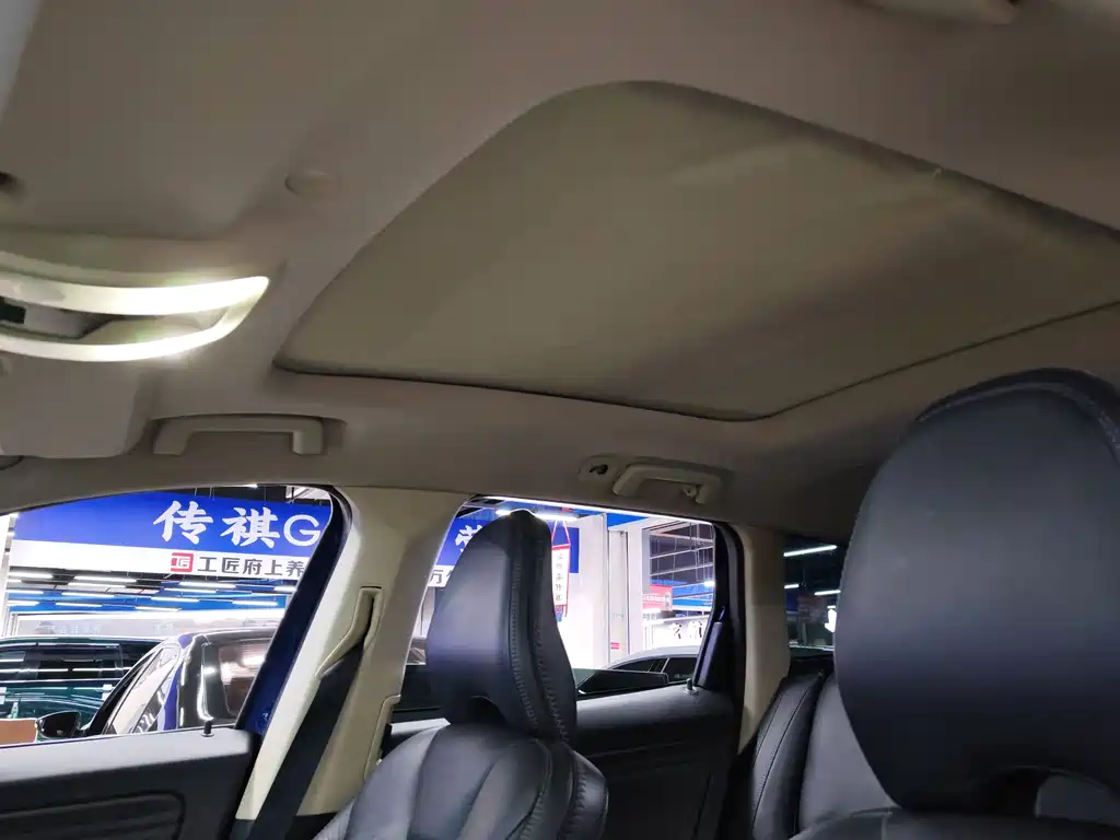 Volvo XC60 (Import) 沃尔沃XC60(进口) 2012款 T5 智雅版