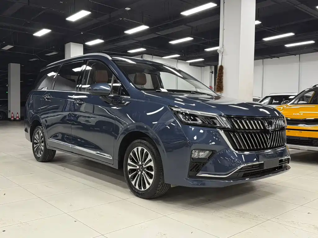 Wuling Jiachen 1.5 T CVT Premium Flagship
