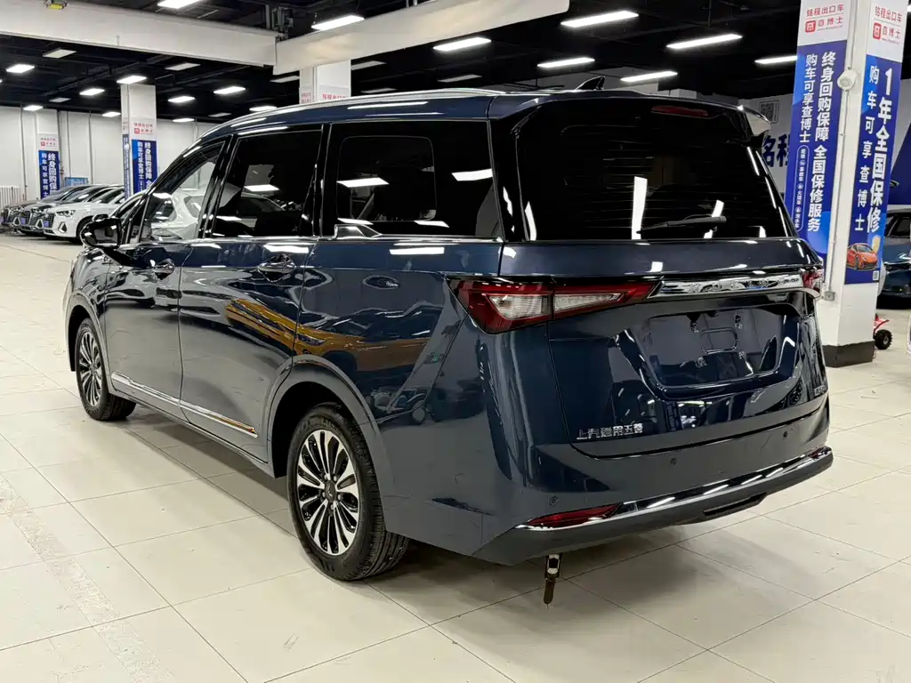 Wuling Jiachen 1.5 T CVT Premium Flagship