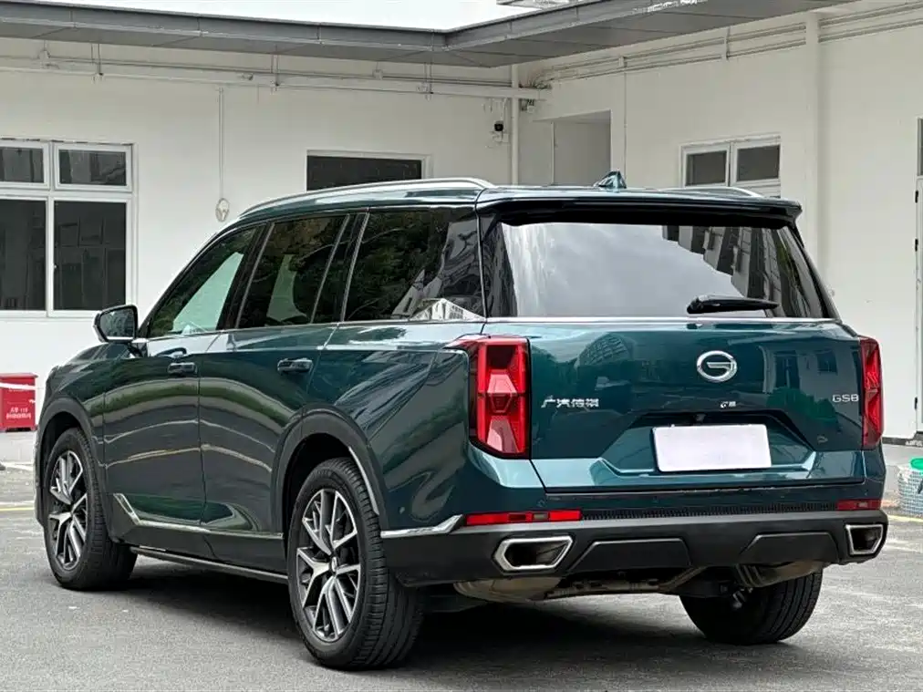 GAC Trumpchi GS8 Navigator Series 2.0 TGDI 2 WD Distinguished (6-seat)