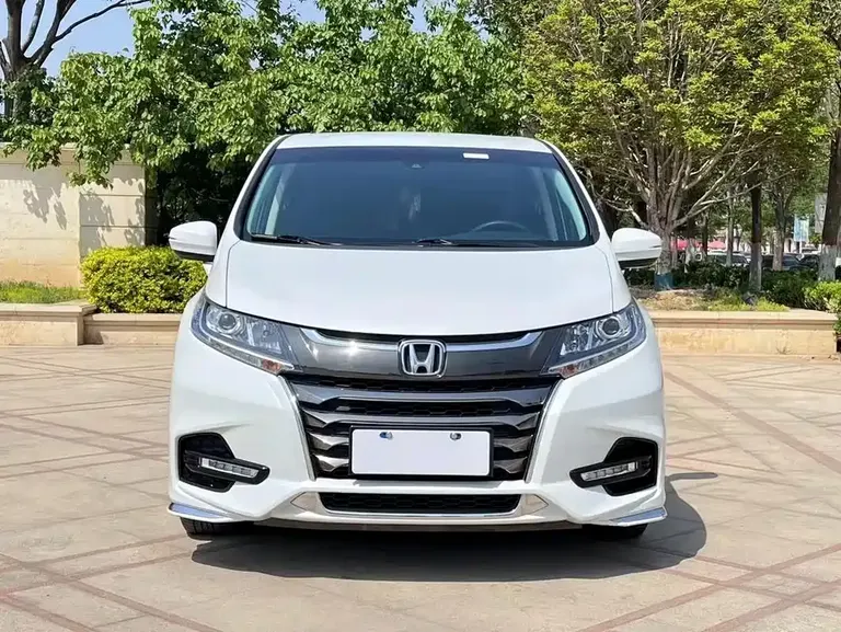 Honda Odyssey 2.0 L Sharp· Smooth Enjoyment